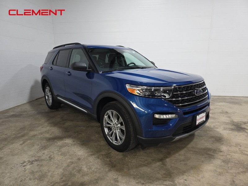 Ford Explorer Vehicle Image 03