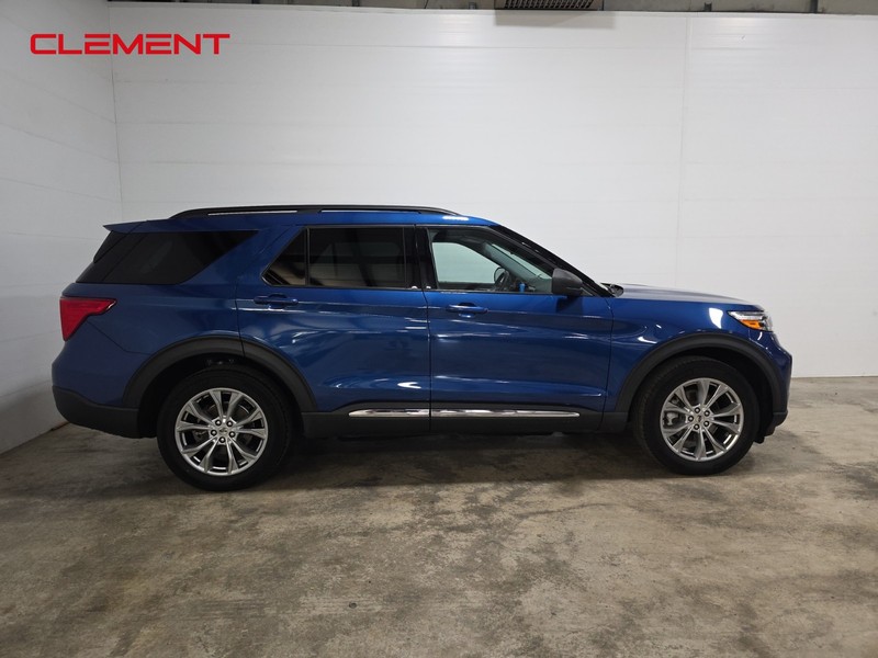 Ford Explorer Vehicle Image 05