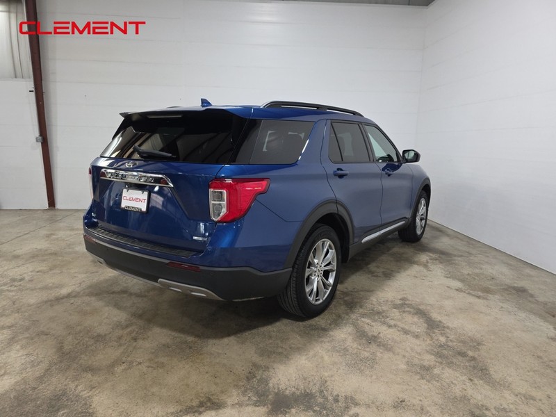 Ford Explorer Vehicle Image 06