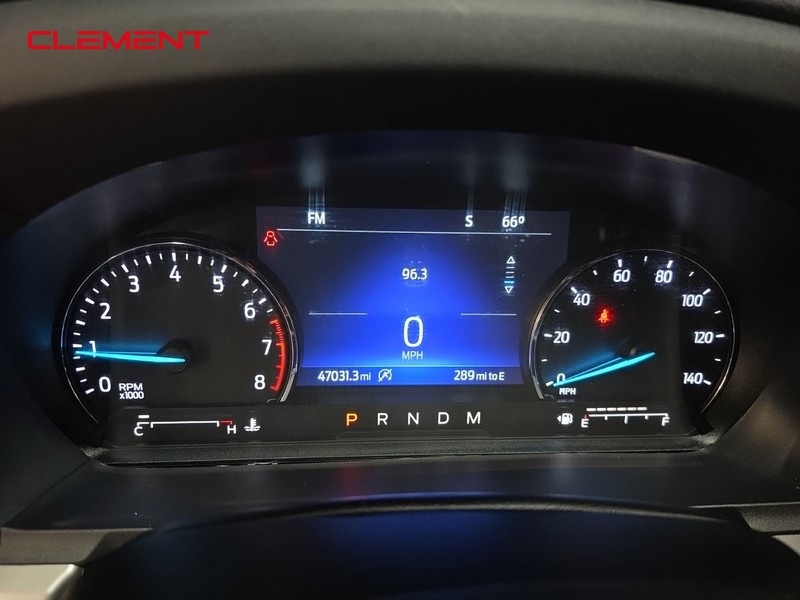 Ford Explorer Vehicle Image 13
