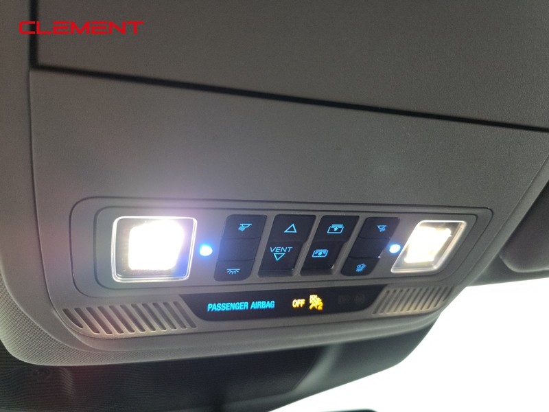 Ford Explorer Vehicle Image 19