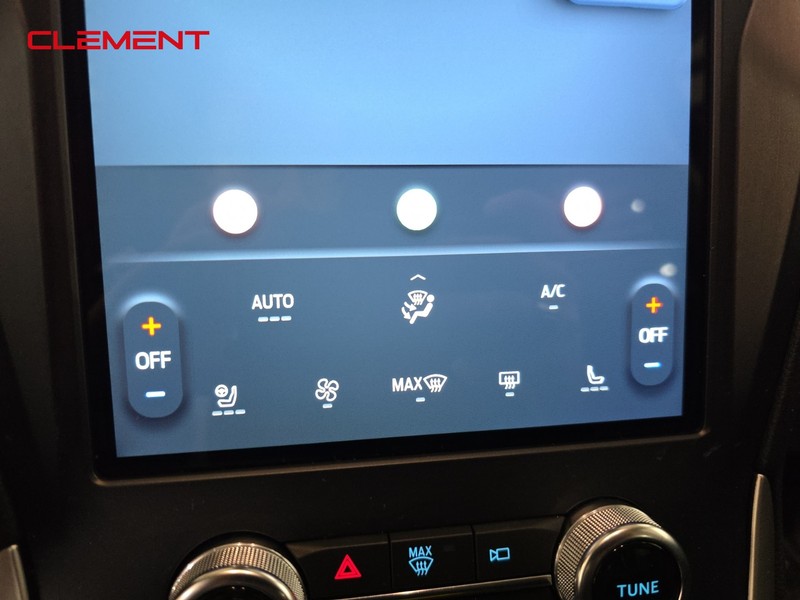 Ford Edge Vehicle Image 19