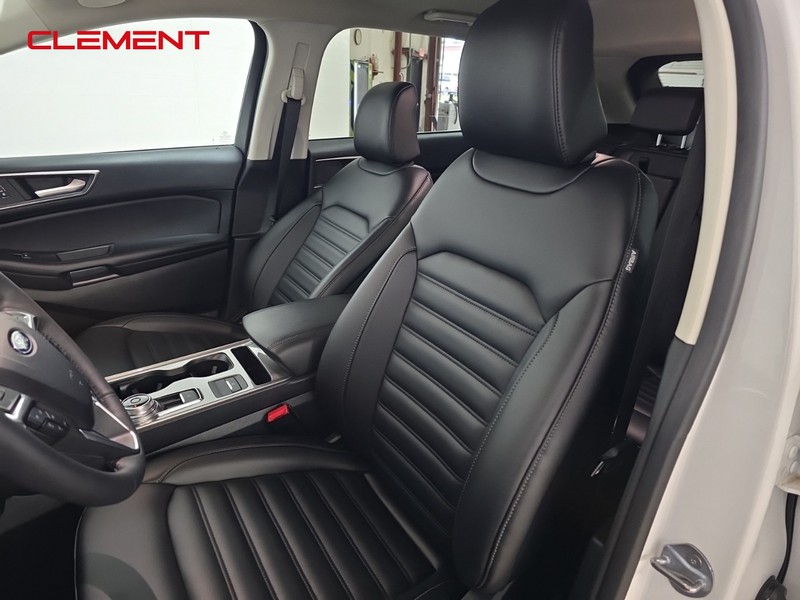 Ford Edge Vehicle Image 27