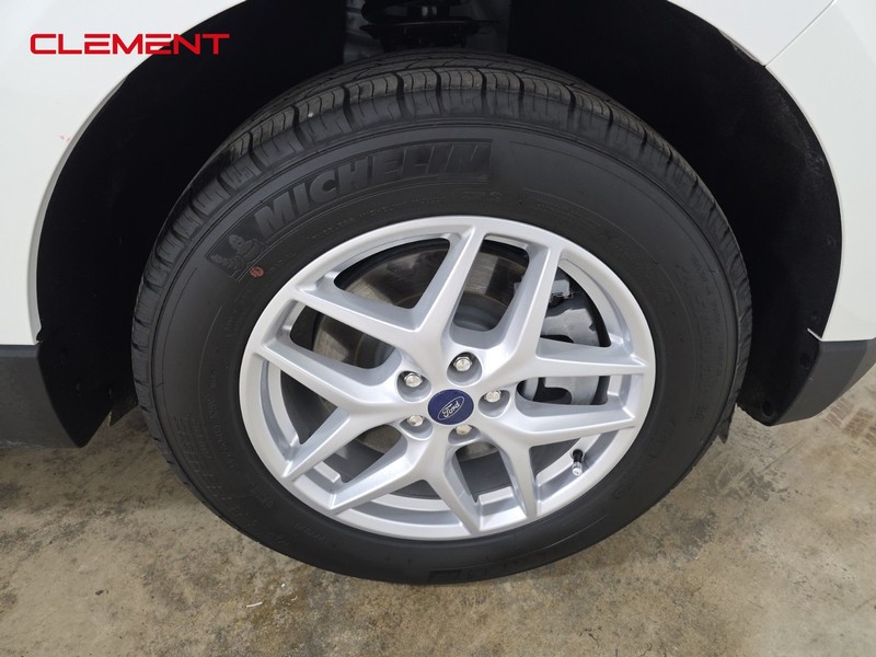 Ford Edge Vehicle Image 36