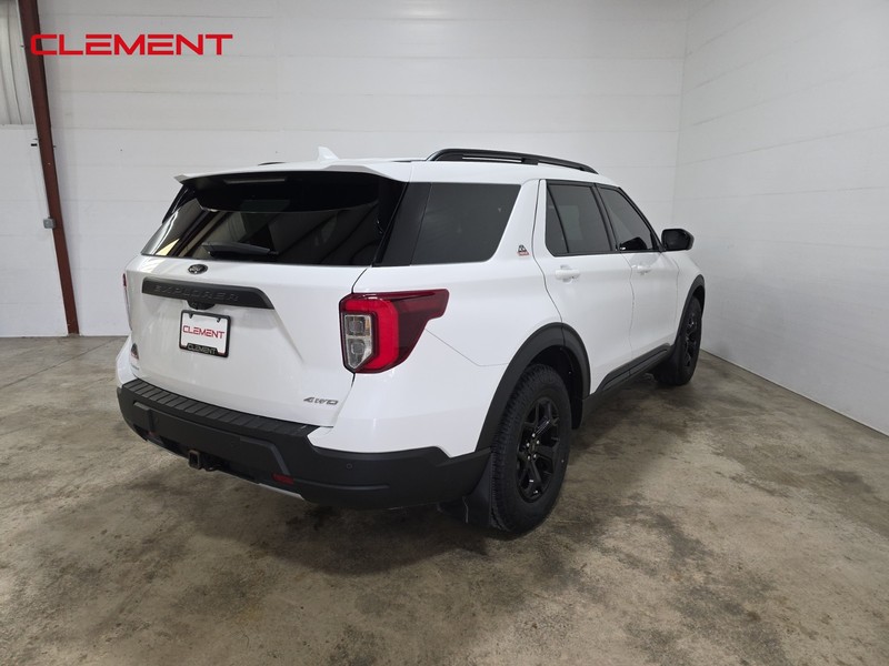 Ford Explorer Vehicle Image 06