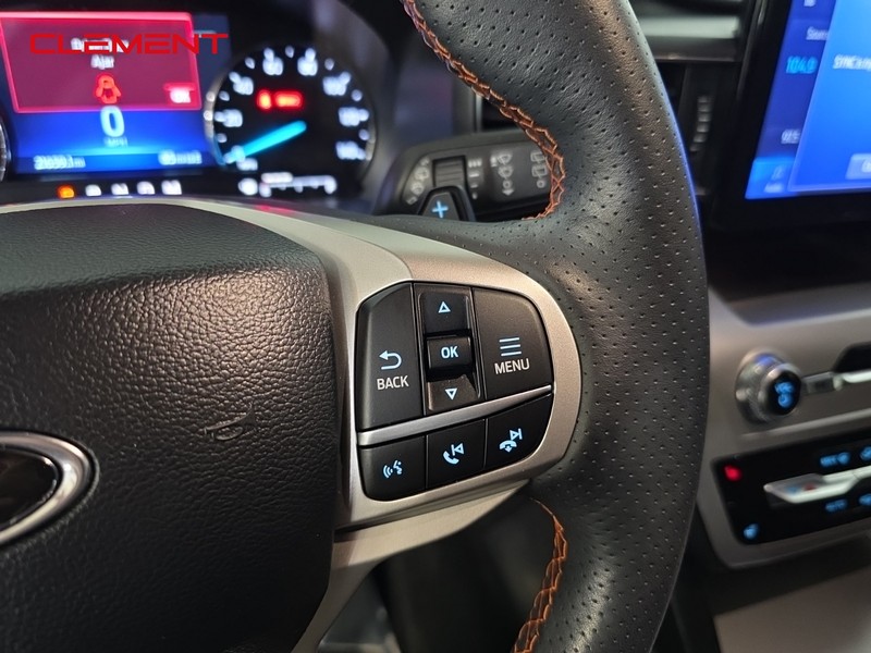 Ford Explorer Vehicle Image 13