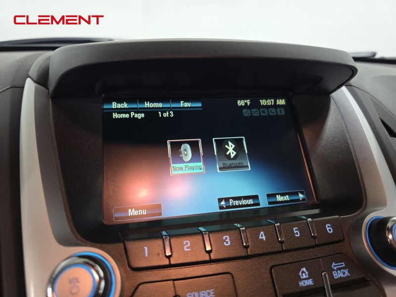 Chevrolet Equinox Vehicle Image 14