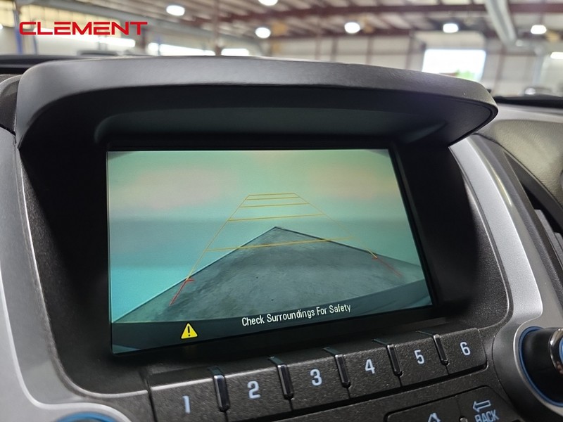 Chevrolet Equinox Vehicle Image 15