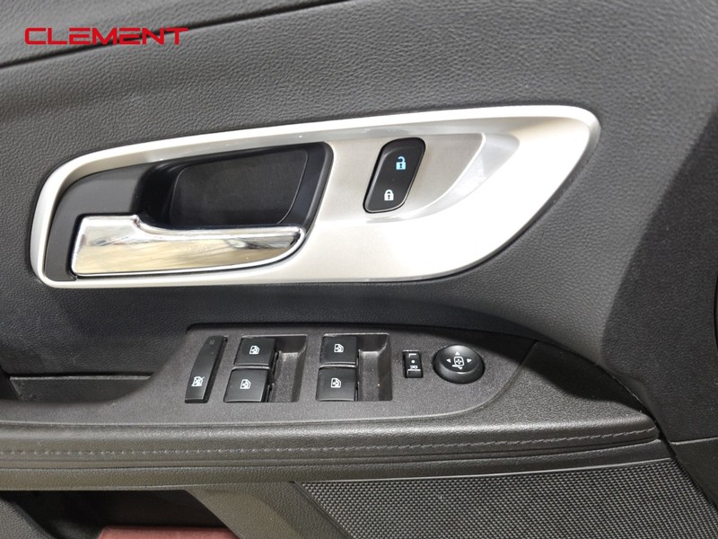 Chevrolet Equinox Vehicle Image 20