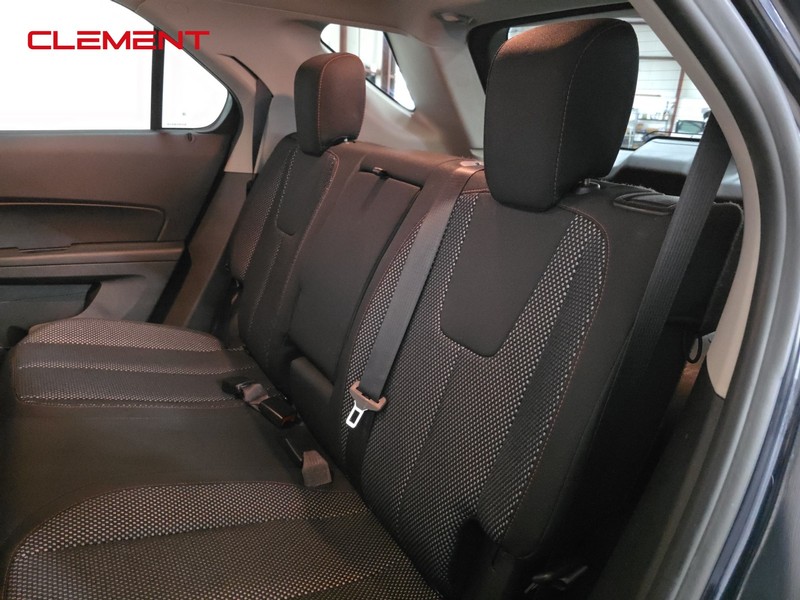 Chevrolet Equinox Vehicle Image 26