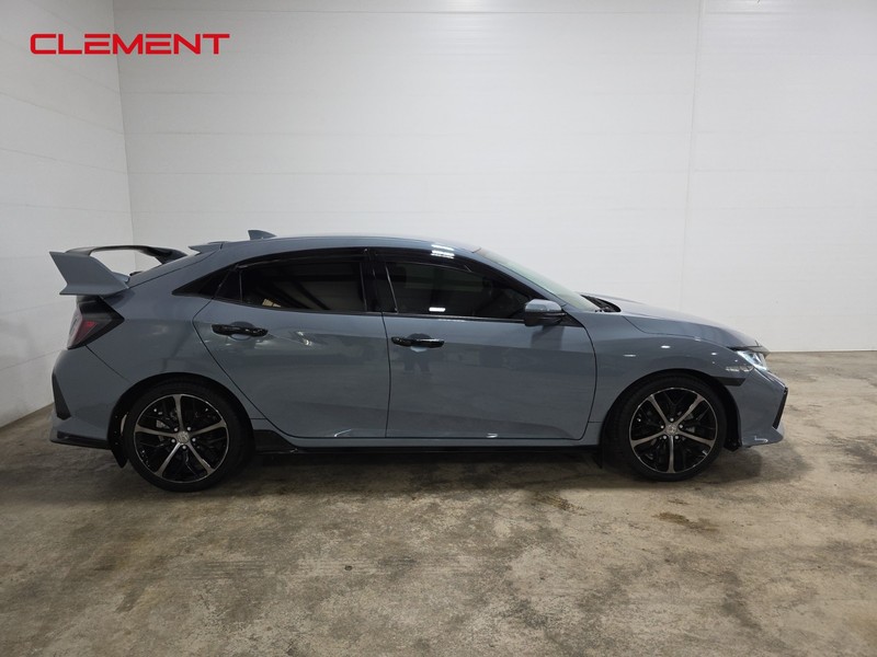 Honda Civic Hatchback Vehicle Image 05