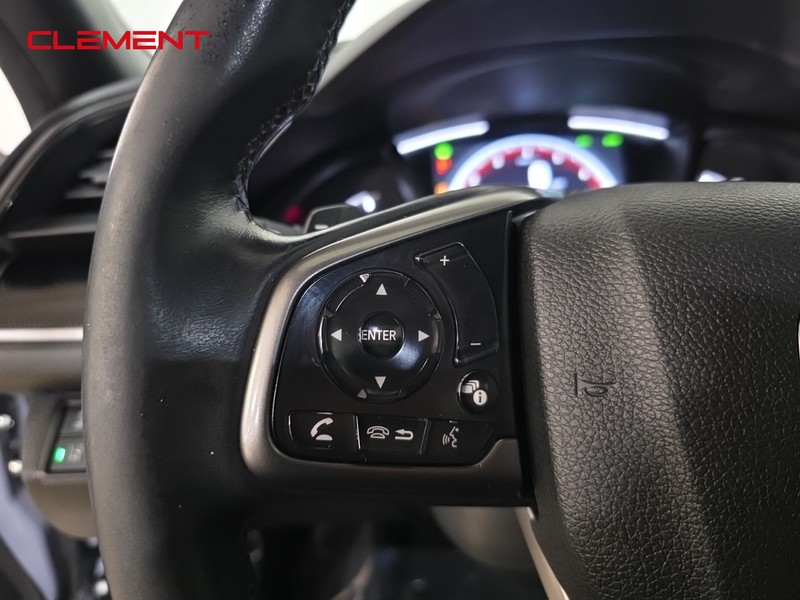 Honda Civic Hatchback Vehicle Image 11