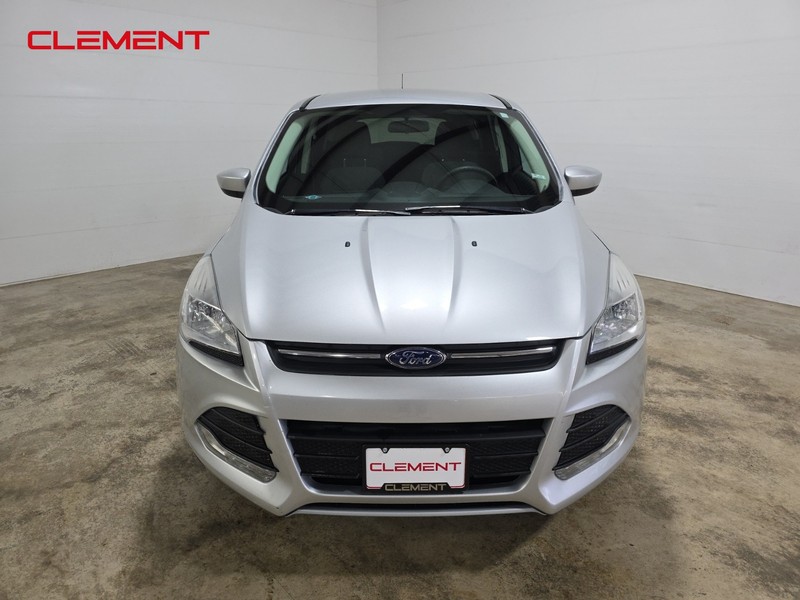 Ford Escape Vehicle Image 02