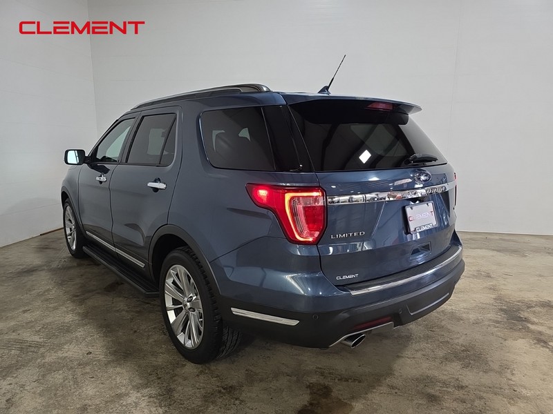 Ford Explorer Vehicle Image 08