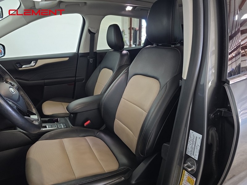 Ford Escape Vehicle Image 31