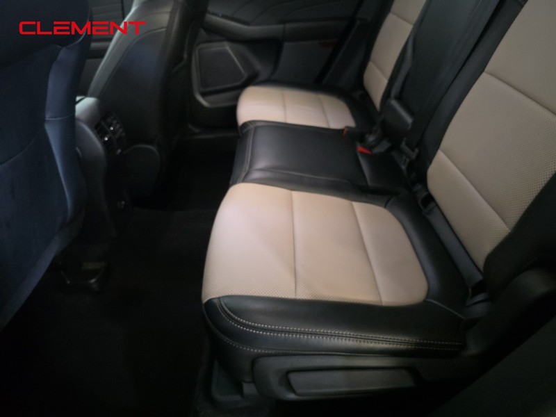 Ford Escape Vehicle Image 33
