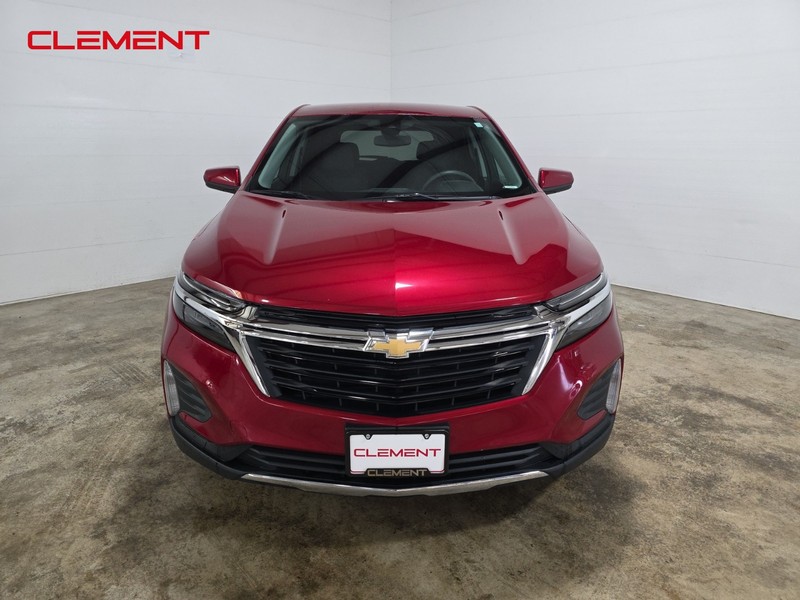 Chevrolet Equinox Vehicle Image 02