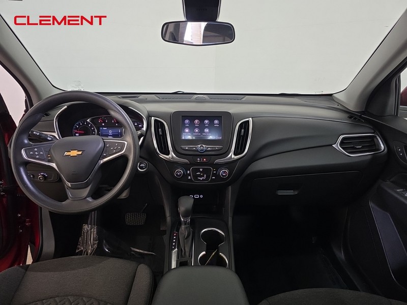 Chevrolet Equinox Vehicle Image 10