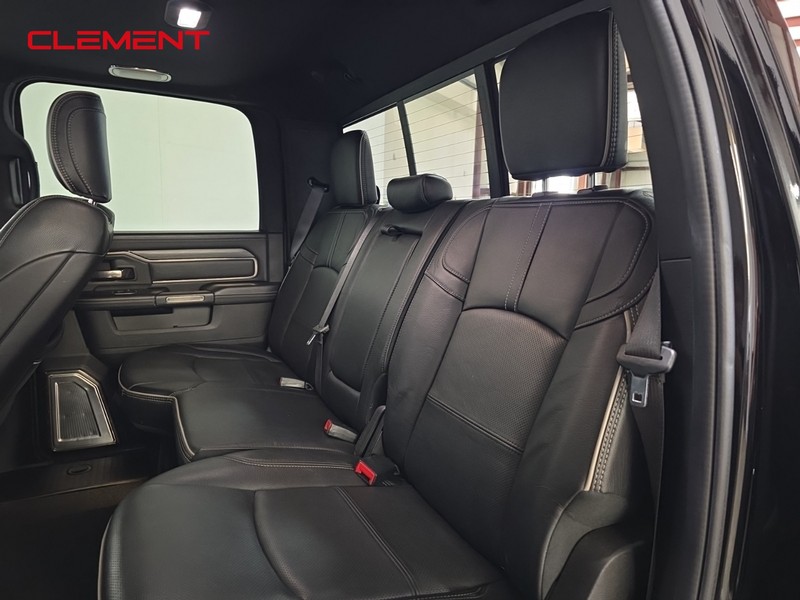 Ram 2500 Vehicle Image 33