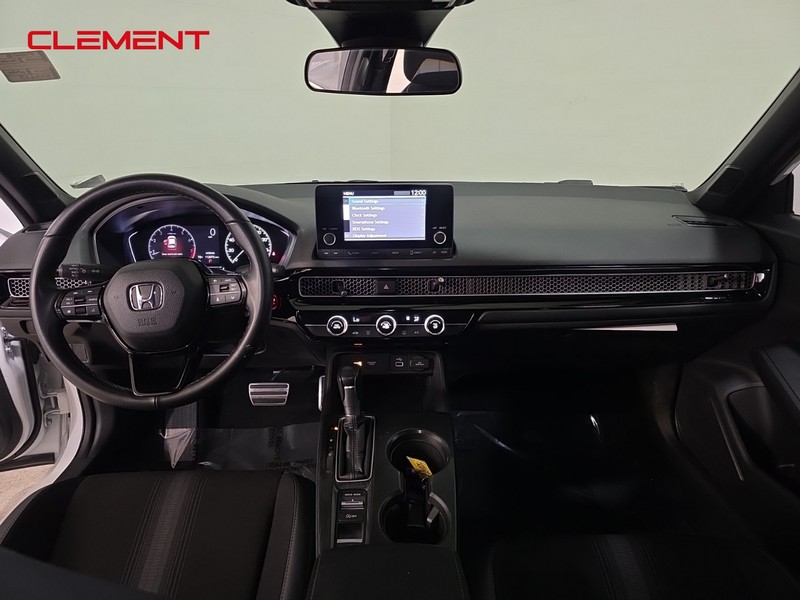 Honda Civic Sedan Vehicle Image 09