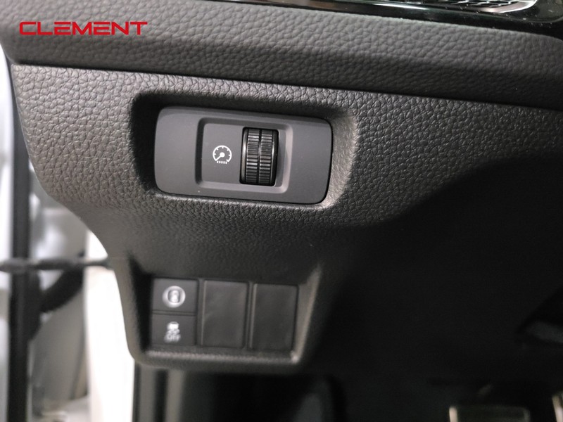 Honda Civic Sedan Vehicle Image 10