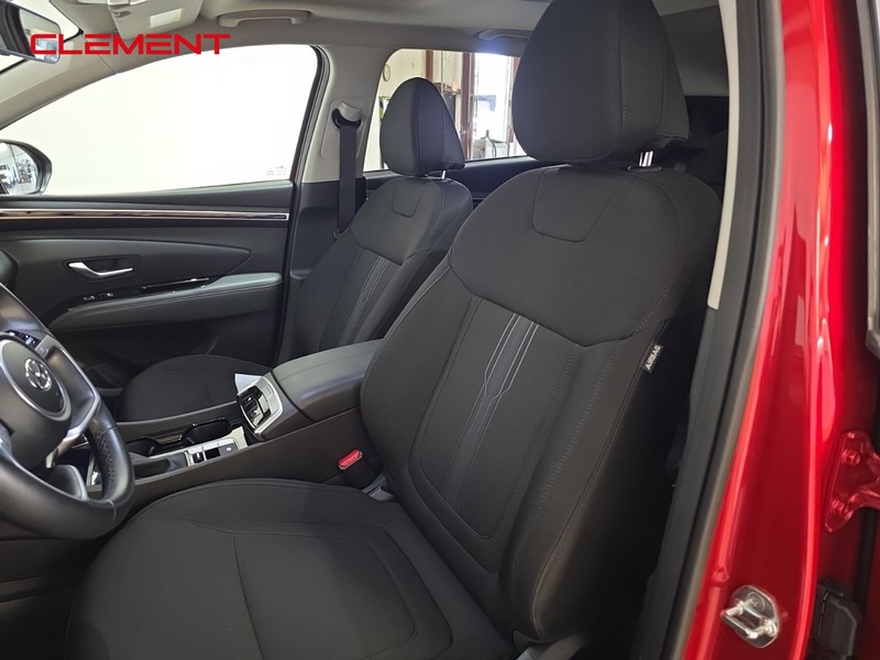 Hyundai Tucson Vehicle Image 25