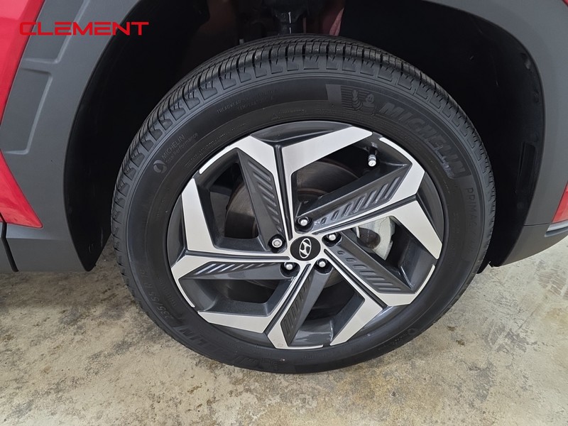 Hyundai Tucson Vehicle Image 33