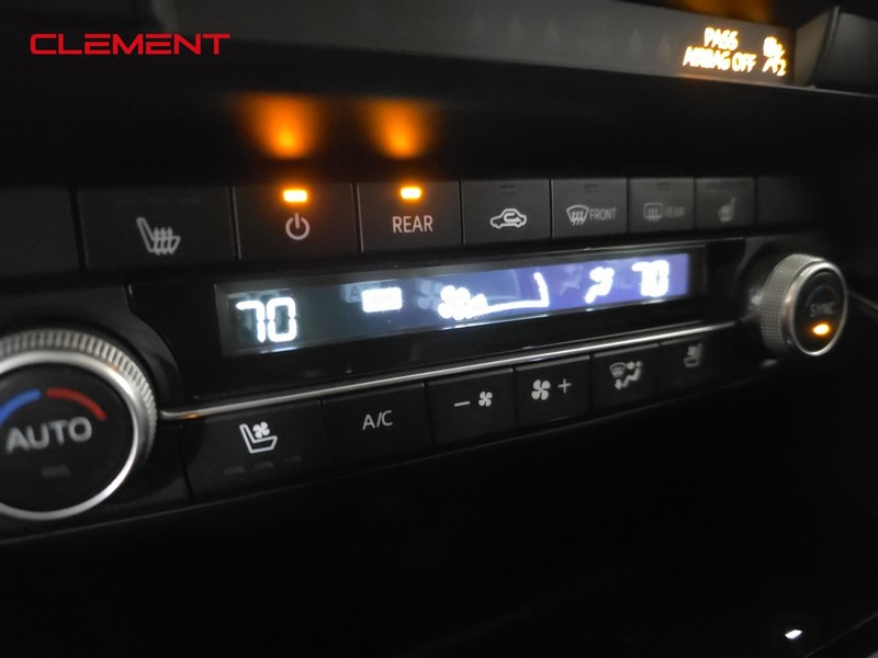 Mazda CX-9 Vehicle Image 17