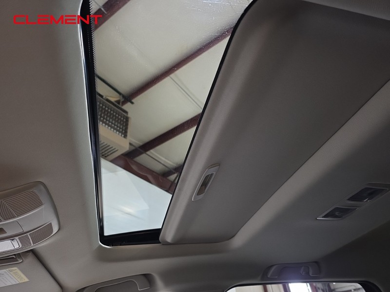 Mazda CX-9 Vehicle Image 21