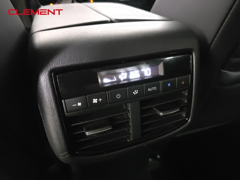 Mazda CX-9 Vehicle Image 29