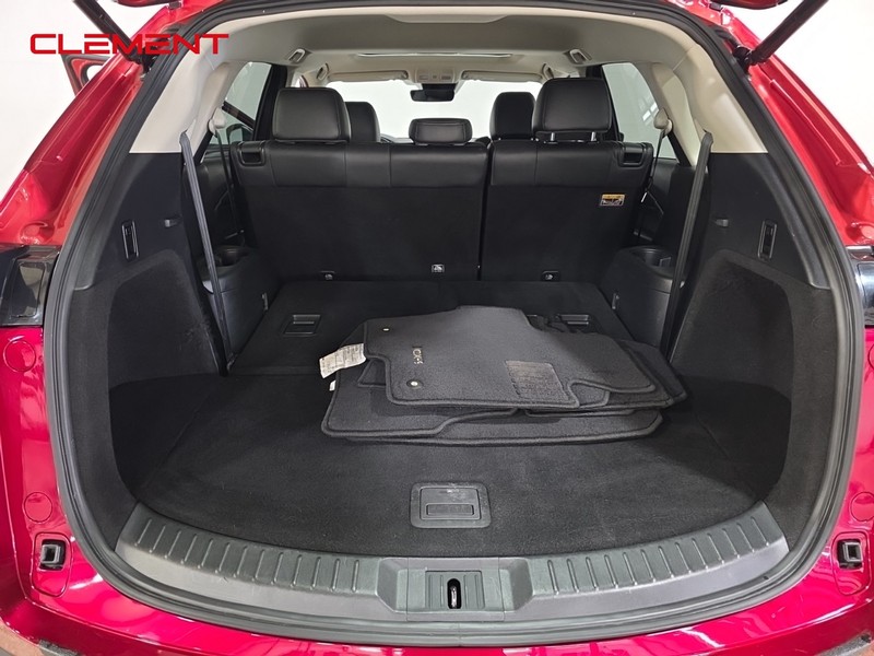Mazda CX-9 Vehicle Image 30