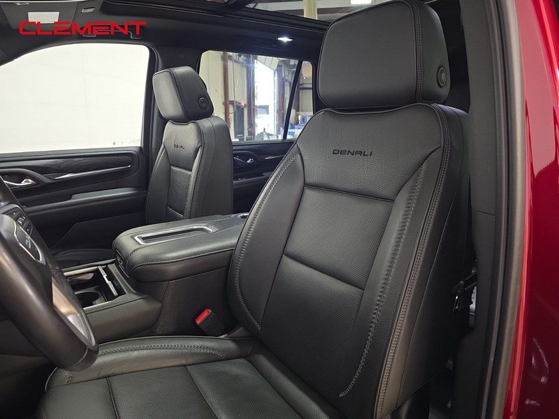 GMC Yukon Vehicle Image 29