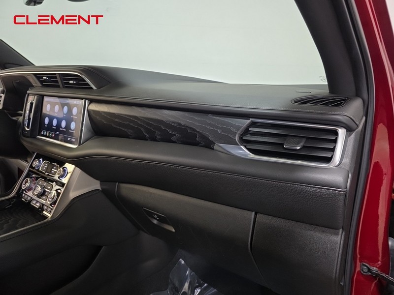 GMC Yukon Vehicle Image 35