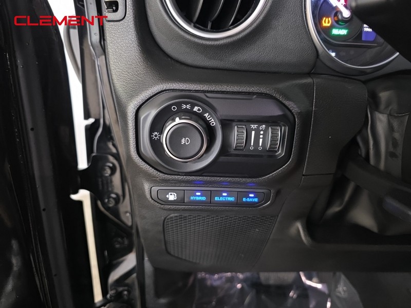 Jeep Wrangler 4xe Vehicle Image 11