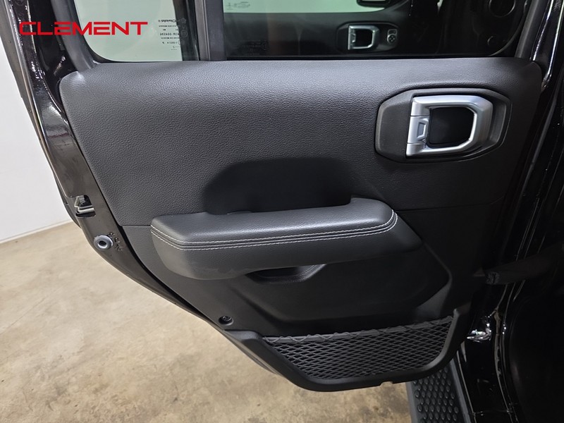 Jeep Wrangler 4xe Vehicle Image 29