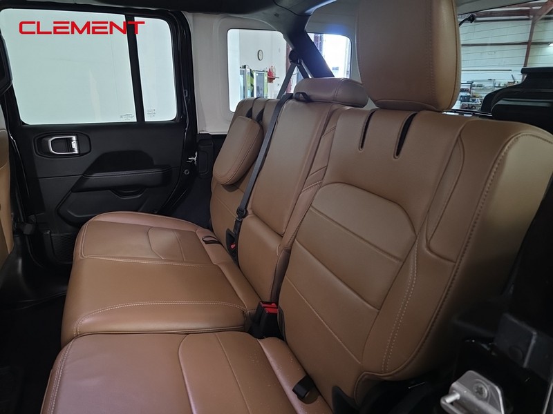 Jeep Wrangler 4xe Vehicle Image 31