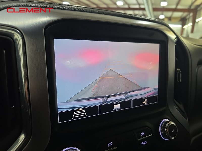 GMC Sierra 1500 Vehicle Image 14