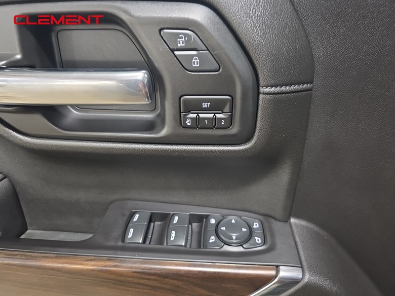 GMC Sierra 1500 Vehicle Image 15