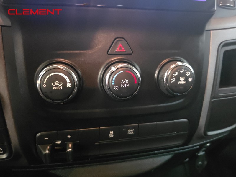 Ram 1500 Vehicle Image 18