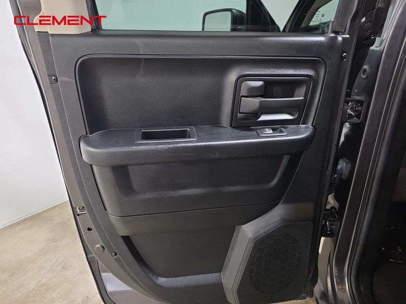 Ram 1500 Vehicle Image 24