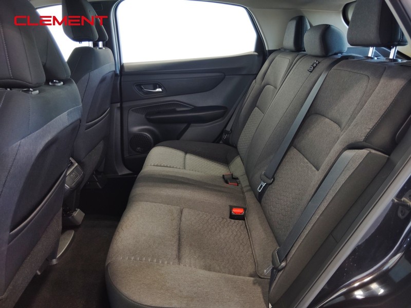 Nissan Ariya Vehicle Image 31