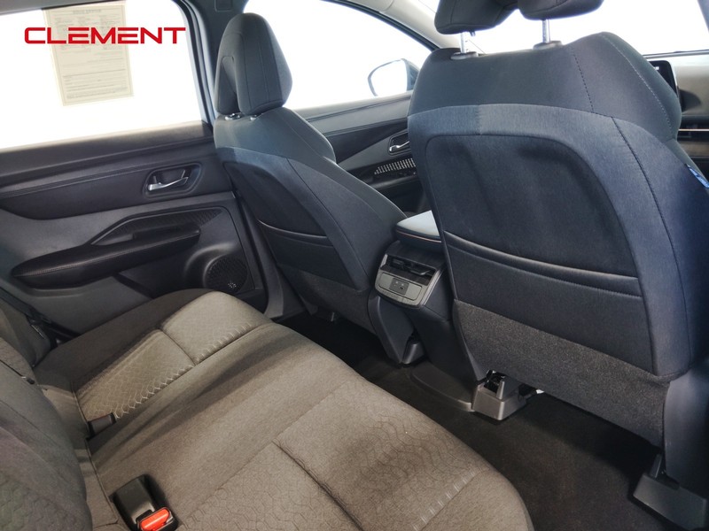 Nissan Ariya Vehicle Image 41