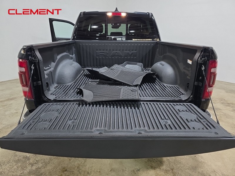 Ram 1500 Vehicle Image 32