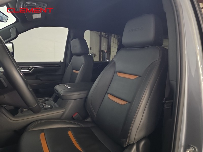 GMC Sierra 2500HD Vehicle Image 29