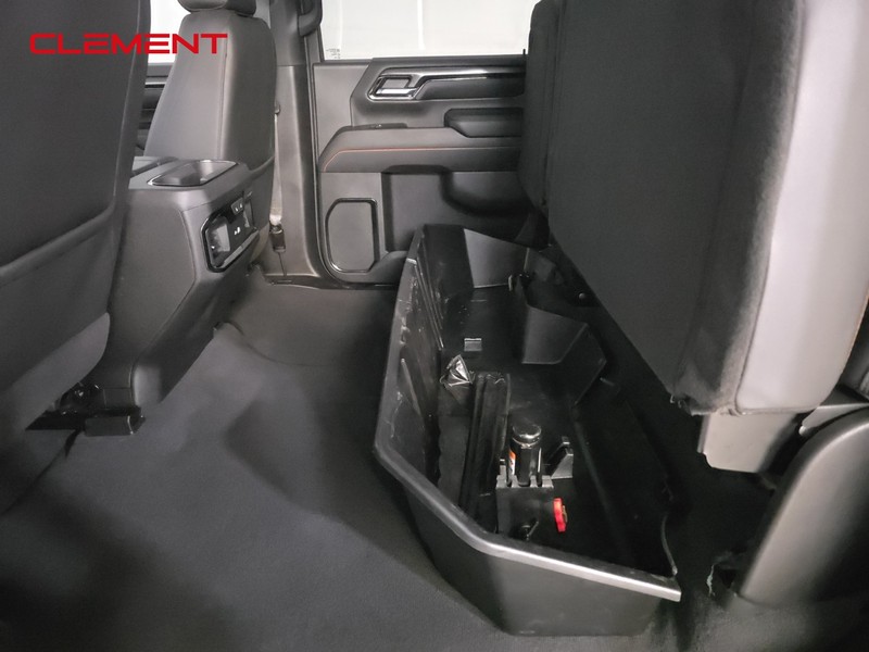 GMC Sierra 2500HD Vehicle Image 31