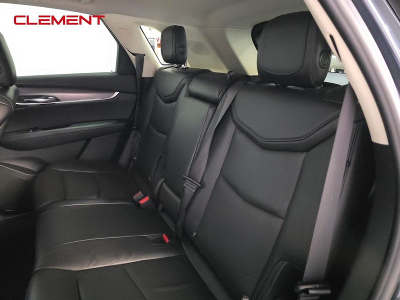 Cadillac XT5 Vehicle Image 32