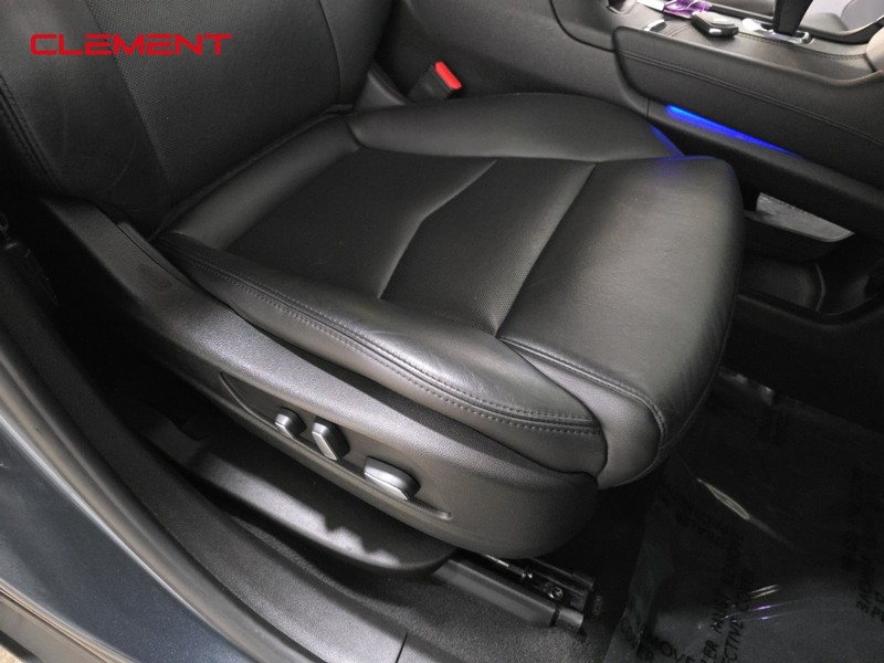 Cadillac XT5 Vehicle Image 34