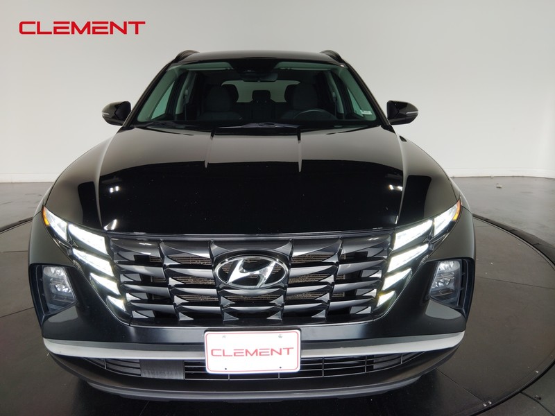 Hyundai Tucson Vehicle Image 02