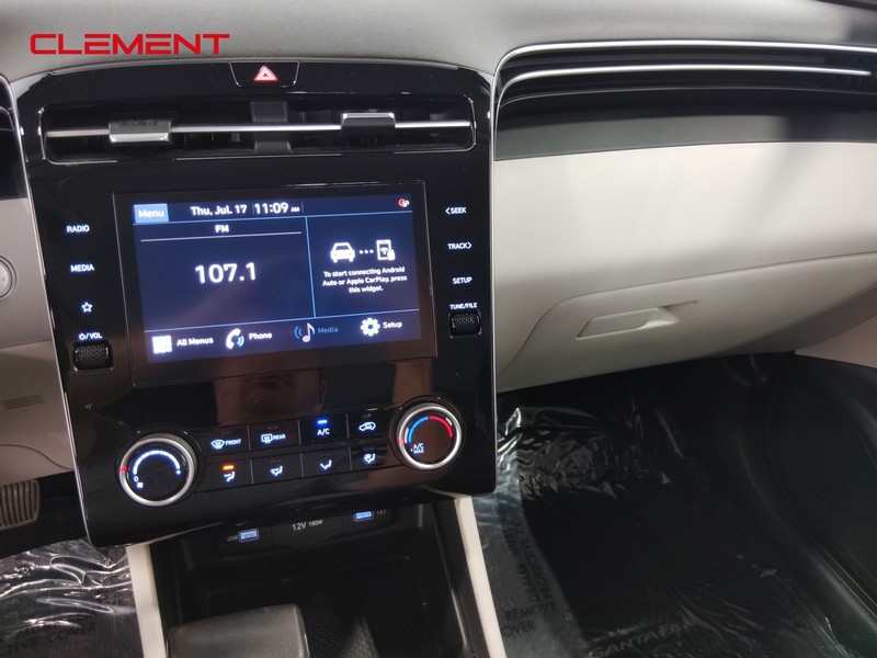 Hyundai Tucson Vehicle Image 19