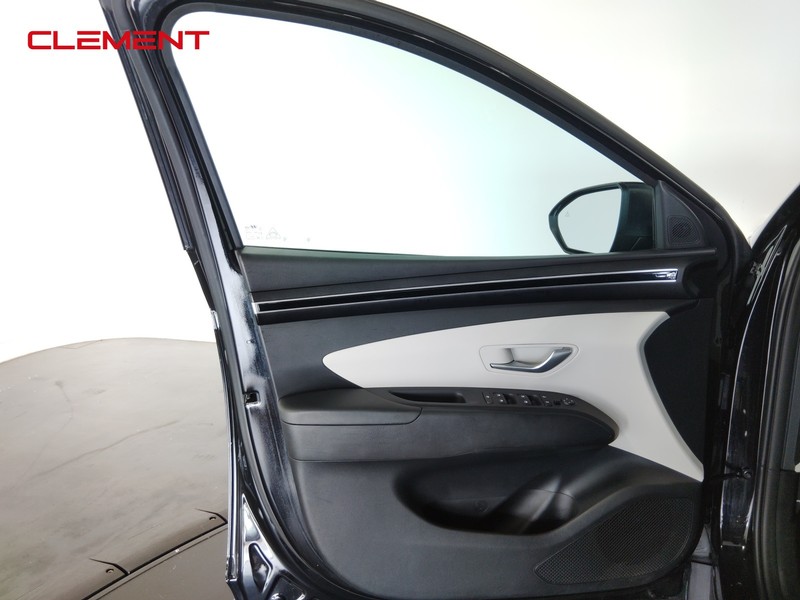 Hyundai Tucson Vehicle Image 25